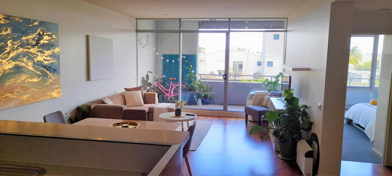 Beautiful Apartment 100Mts Near The Beach In Port 멜번 외부 사진
