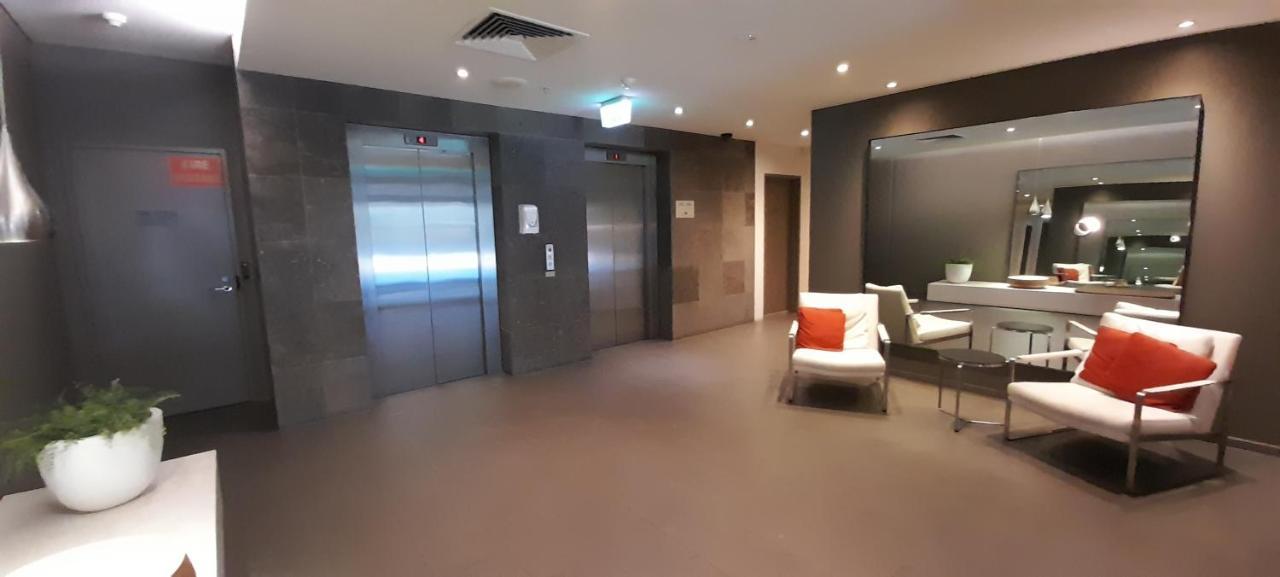 Beautiful Apartment 100Mts Near The Beach In Port 멜번 외부 사진